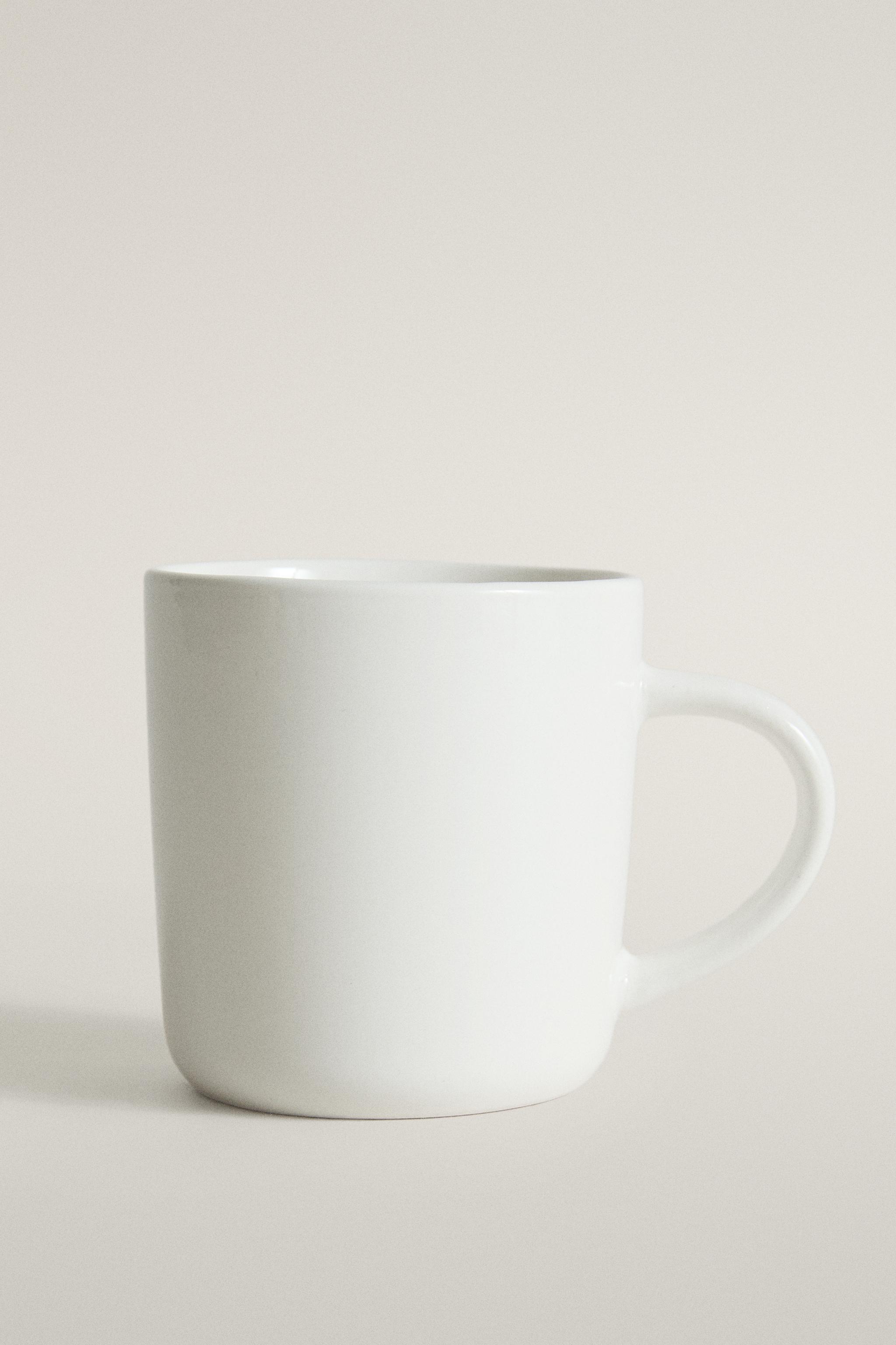 STONEWARE MUG